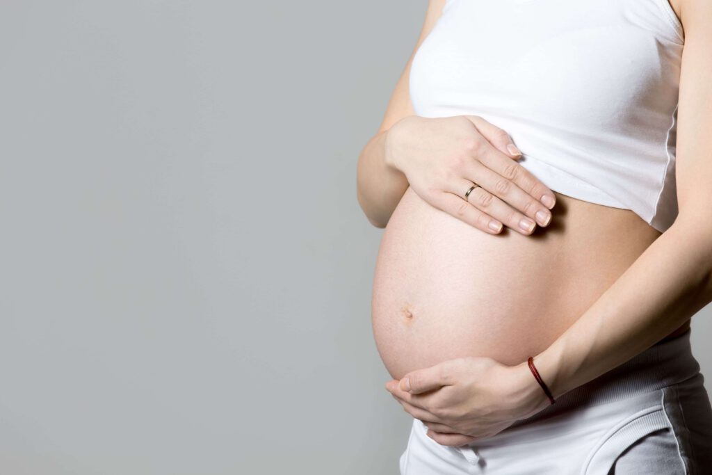 cómo afecta la humedad a embarazadas